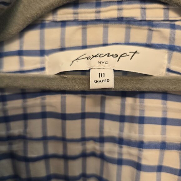 FOXCROFT NYC SIZE 10 SHAPED BLUE WHITE STRIPE TUNIC 3/4 SLEEVES VNECK CRINKLE - Picture 2 of 11